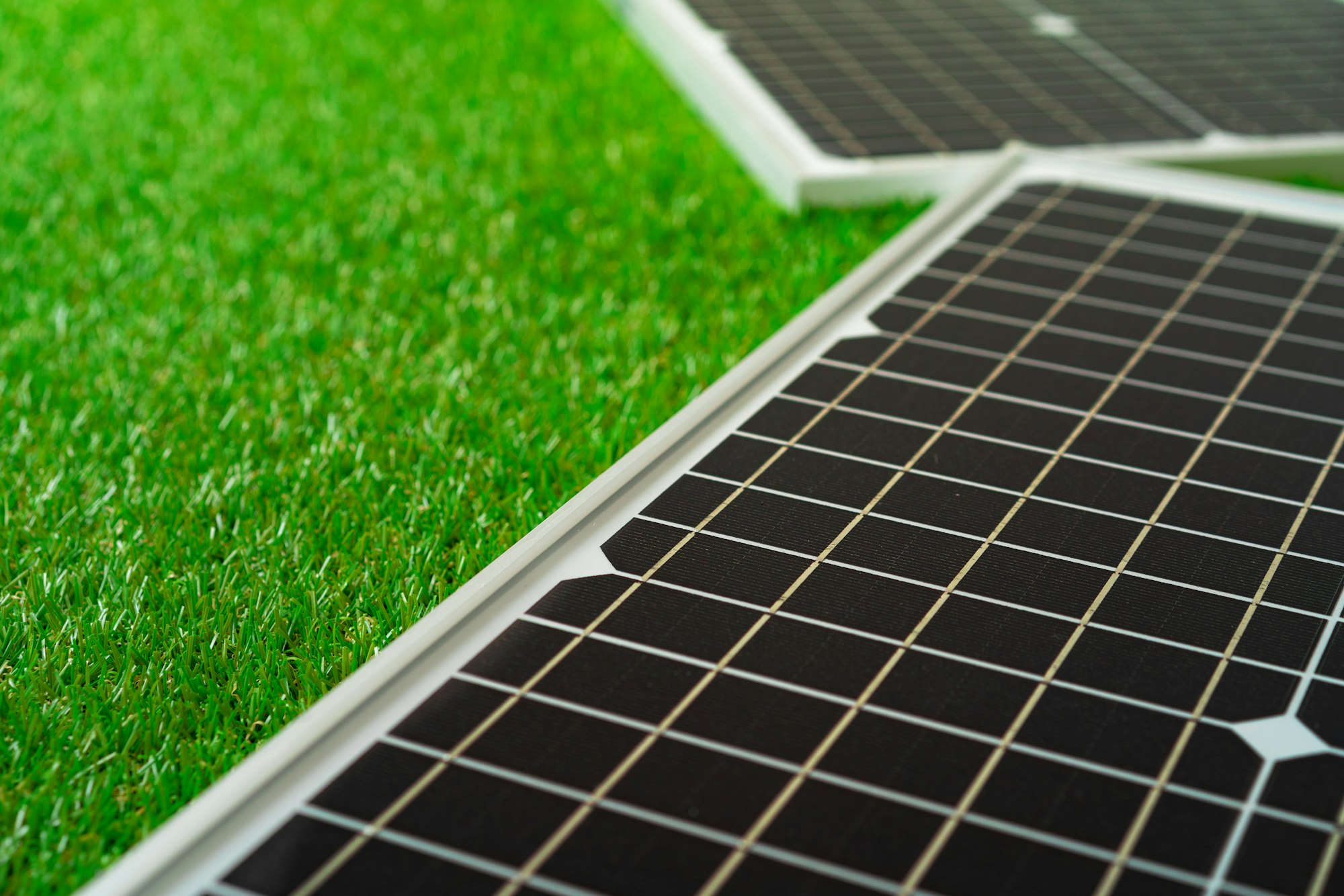Solar panels on a mobile home