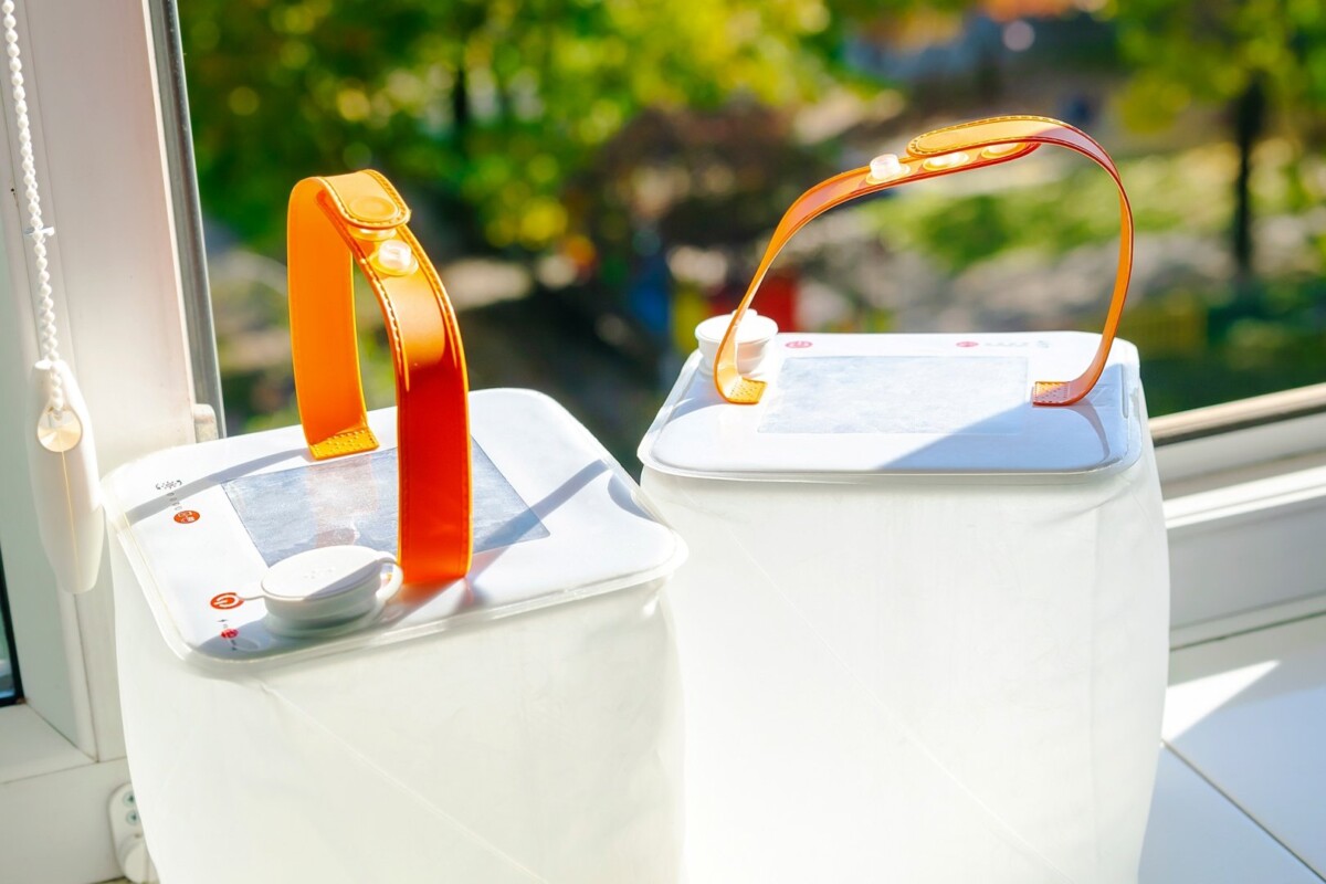 solar spot lights