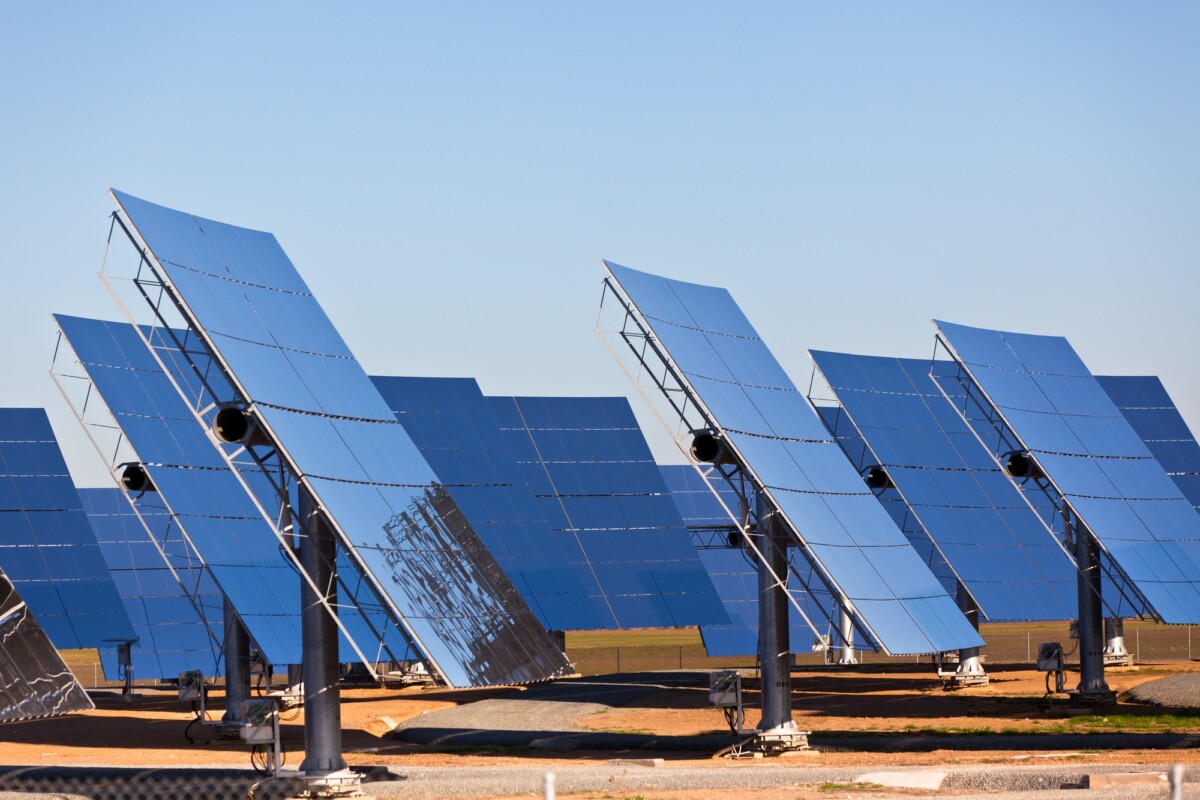 solar walkway lights