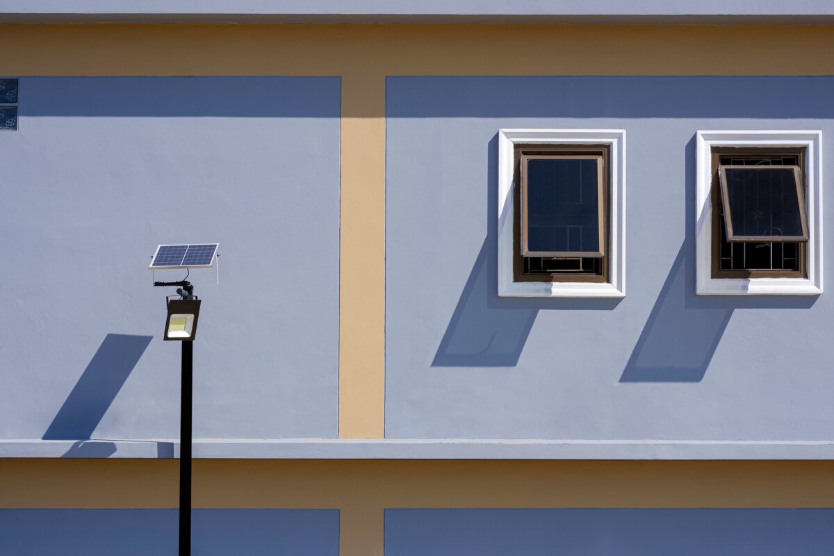solar spot lights